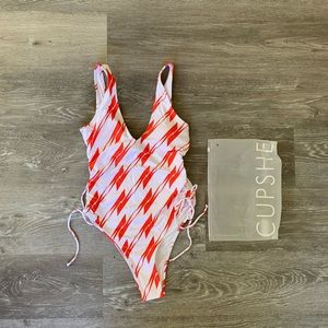 Retro Tribal Orange White OnePiece Bathing Suit Cupshe NWT Size Medium